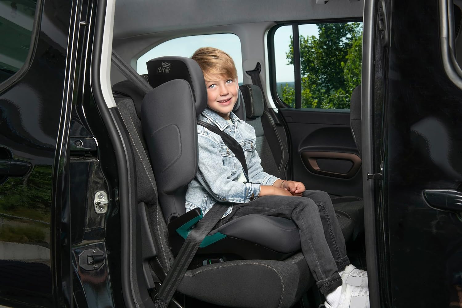 Fotelik samochodowy BRITAX RÖMER DISCOVERY PLUS 2 ISOFIX 100–150 cm Midnight Grey